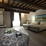Hotel Tenuta D'ausilio 4*