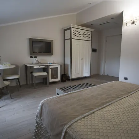 Tenuta D'ausilio Hotel 4*
